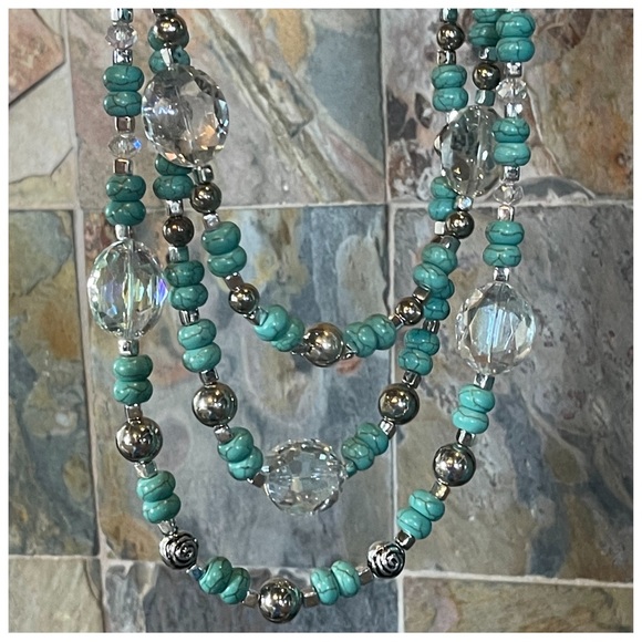 Handmade 3 Strand Crystal Bead Statement Necklace - Picture 3 of 11